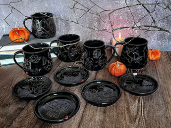 Halloween Mugs & Dishes